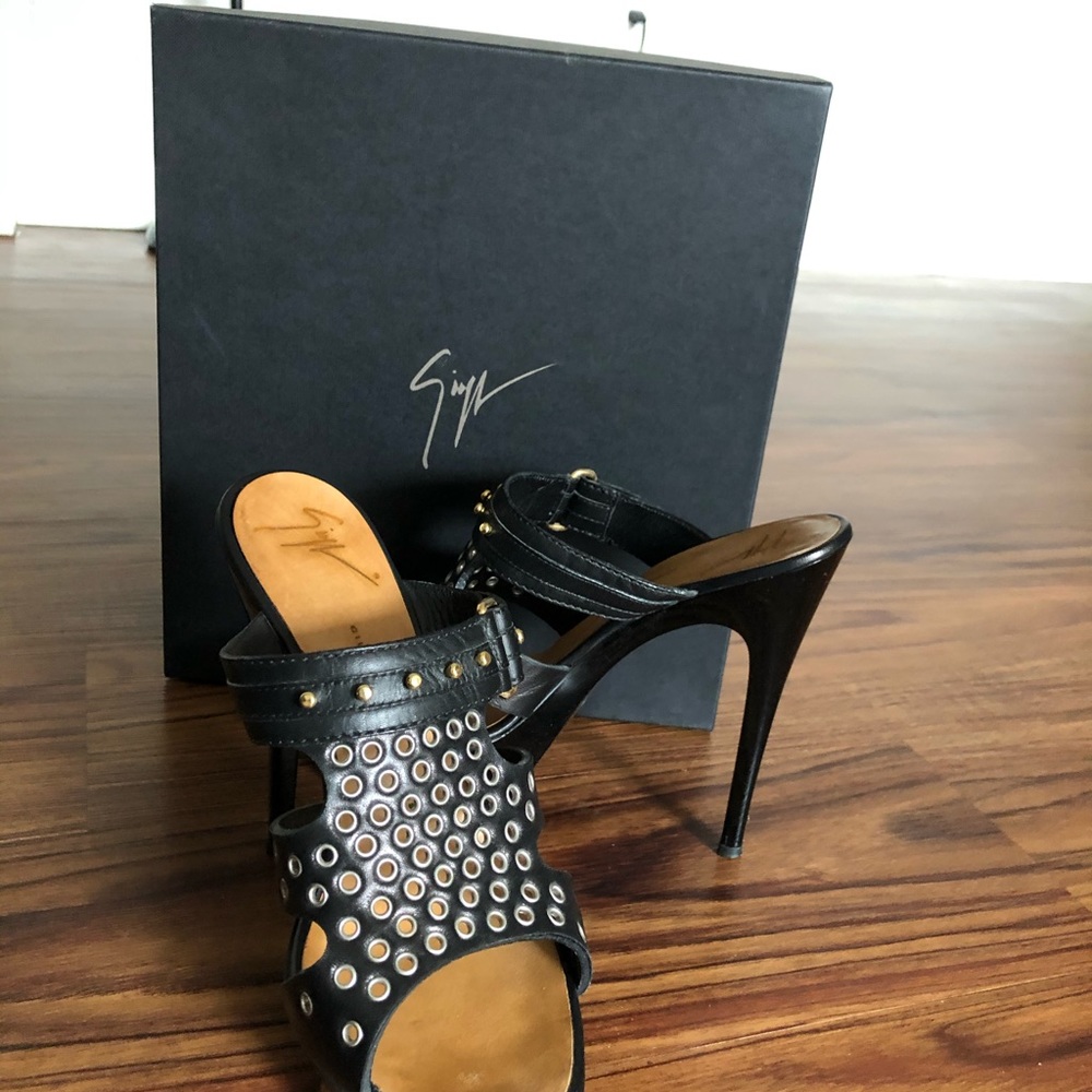 Shoes - Picture 2 of 2